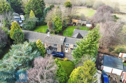 Carlton Road, Barnsley, South... 5 bed semi