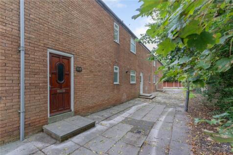 Leyfield Court, Liverpool... 3 bed terraced house for sale