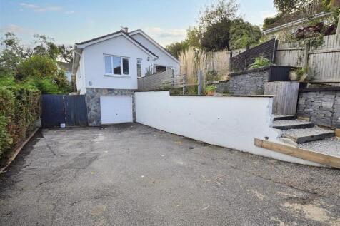 Falmouth TR11 3 bed bungalow for sale