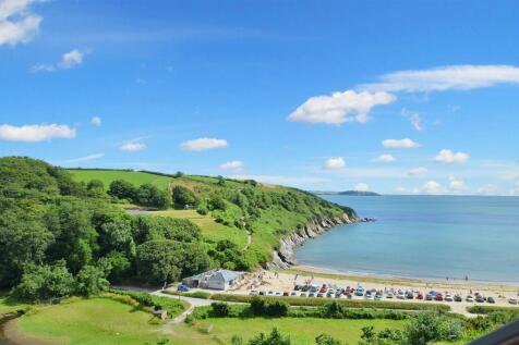 Falmouth TR11 2 bed apartment for sale