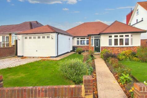 4 bedroom detached bungalow for sale