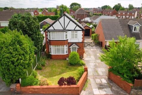 2 bedroom detached house for sale