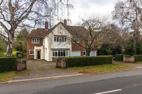5 bedroom detached house for sale
