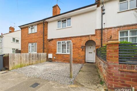Wykeham Road, Berkshire RG6 3 bed terraced house for sale