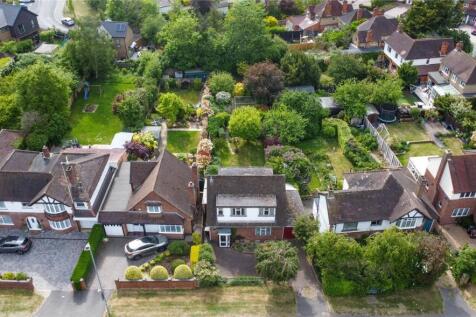 Church Road, Reading RG6 3 bed detached house for sale