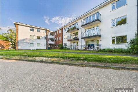 Copperdale Close, Reading RG6 2 bed apartment for sale