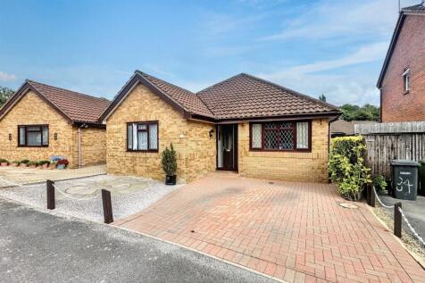 Chandlers Ford 3 bed detached bungalow for sale