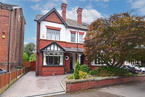 5 bedroom semi-detached house for sale