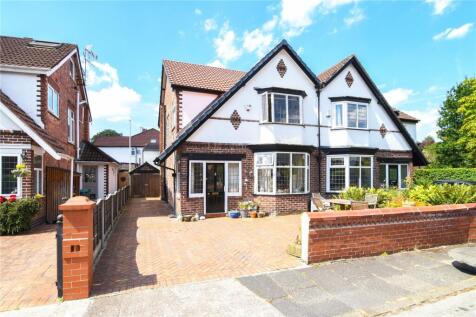 3 bedroom semi-detached house for sale