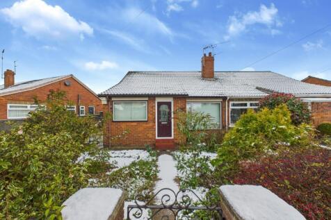 2 bedroom semi-detached bungalow for sale