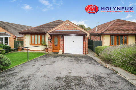 3 bedroom detached bungalow for sale