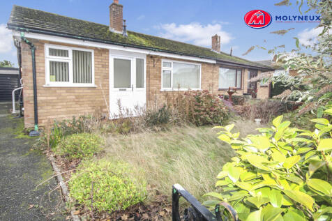 2 bedroom semi-detached bungalow for sale