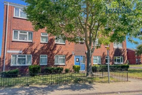 Pinewood Crescent, Grimsby DN33 2 bed flat for sale