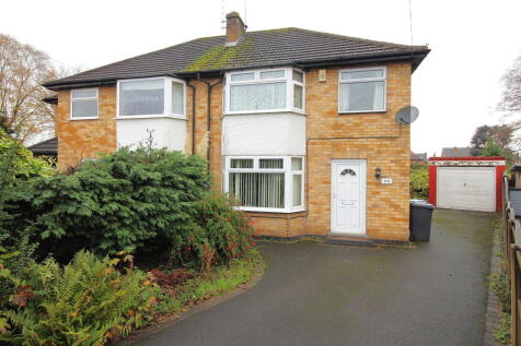 3 bedroom semi-detached house for sale