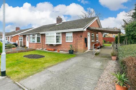 Hardrada Way, Stamford Bridge, York... 2 bed bungalow for sale