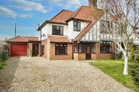 5 bedroom semi-detached house for sale