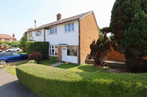 Denvilles Close, Denvilles, Havant 3 bed semi