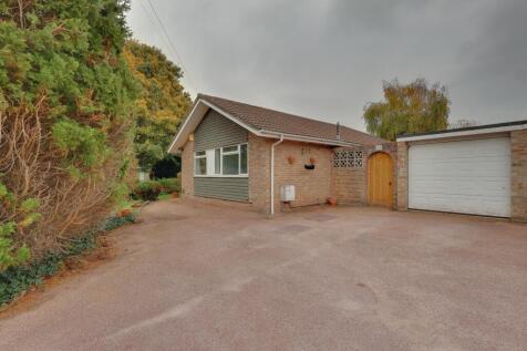 Hamilton Close, Langstone, Havant 3 bed detached bungalow for sale