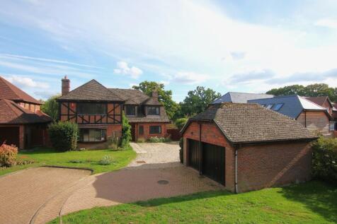 5 bedroom detached house for sale