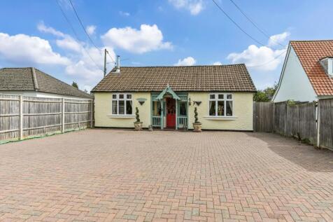 Romsey 3 bed detached bungalow for sale
