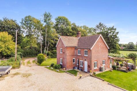 East Wellow, Romsey 4 bed detached house for sale
