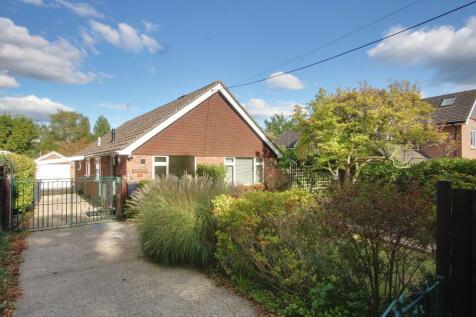 North Baddesley, Southampton 3 bed detached bungalow for sale