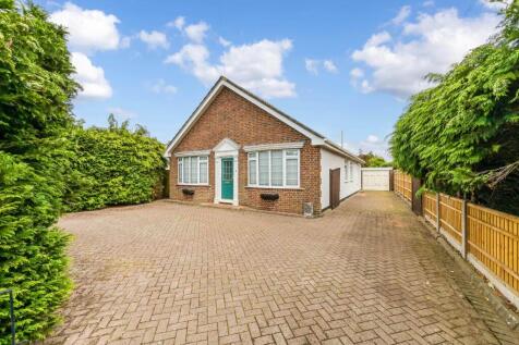3 bedroom detached bungalow for sale