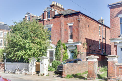 St Andrews Road, Southsea 3 bed apartment for sale