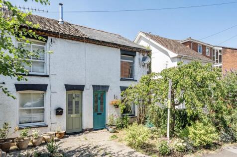 South Street, Andover, SP10 2BS 2 bed end of terrace house for sale