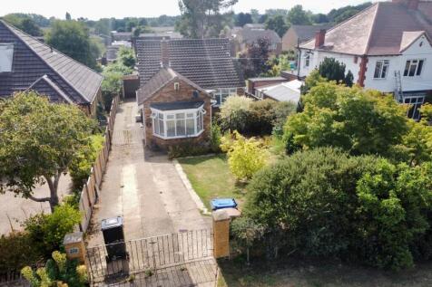 Station Road, Great Billing Village... 3 bed detached bungalow for sale