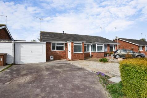 Longfield Road, South Woodham Ferrers 2 bed bungalow for sale