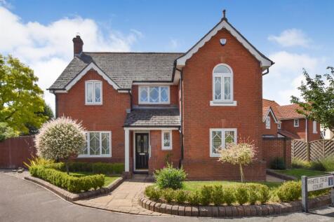 Celeborn Street, South Woodham Ferrers 4 bed detached house for sale