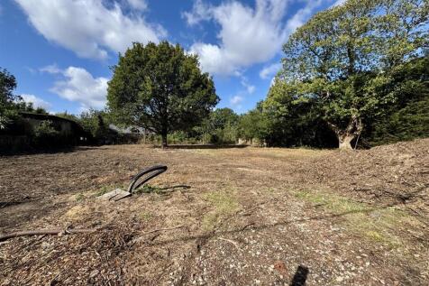 Seamer Road, Southminster 4 bed property with land for sale