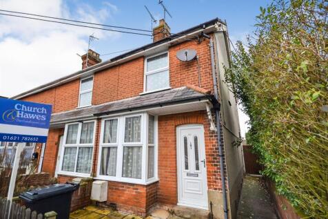 2 bedroom end of terrace house for sale
