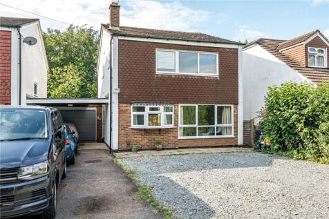 Burntwood Lane, Caterham CR3 4 bed link detached house for sale