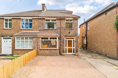 4 bedroom semi-detached house for sale