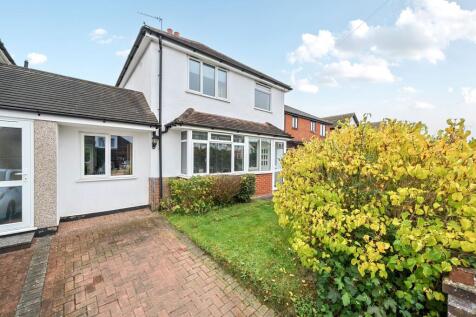 Eldon Road, Caterham CR3 3 bed detached house for sale
