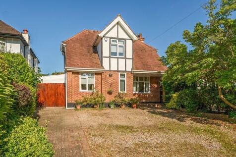 Whyteleafe Road, Caterham CR3 4 bed detached house for sale