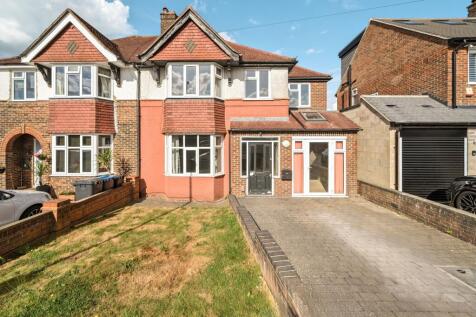 Ellesmere Drive, South Croydon CR2 4 bed semi