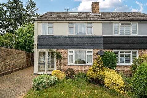 4 bedroom semi-detached house for sale
