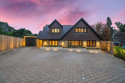 Ashwood, Warlingham CR6 5 bed detached house for sale