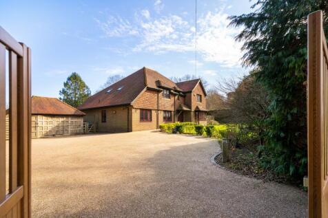 Southview Road, Caterham CR3 5 bed detached house for sale