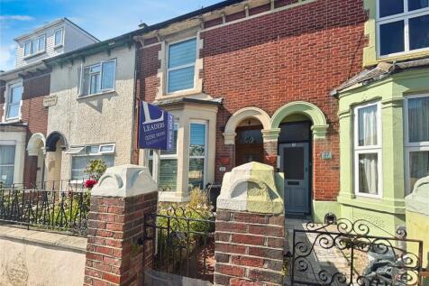 Powerscourt Road, Portsmouth, Hampshire 2 bed terraced house for sale