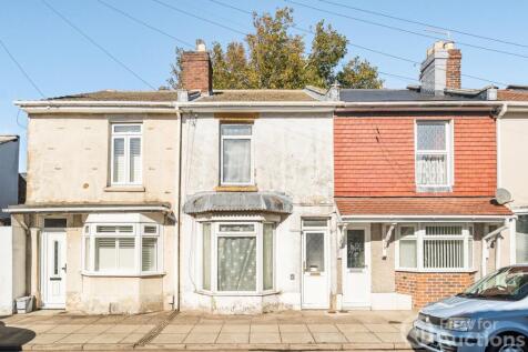 King Edwards Crescent, Portsmouth... 2 bed terraced house for sale