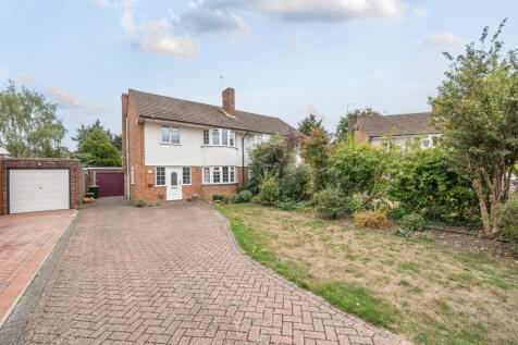 Vine Road, Stoke Poges, Slough 3 bed semi
