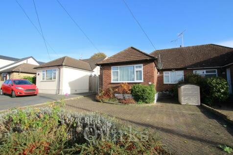 2 bedroom semi-detached bungalow for sale