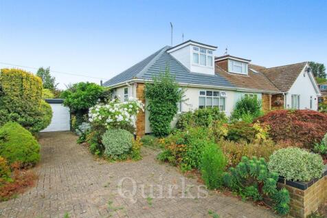 4 bedroom semi-detached bungalow for sale