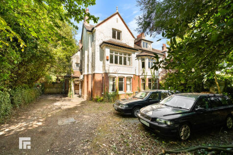 Drysgol Road, Radyr, Cardiff 7 bed semi