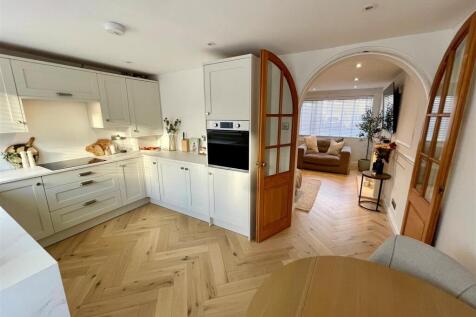 The Wranglands, Fleckney, Leicester 2 bed semi