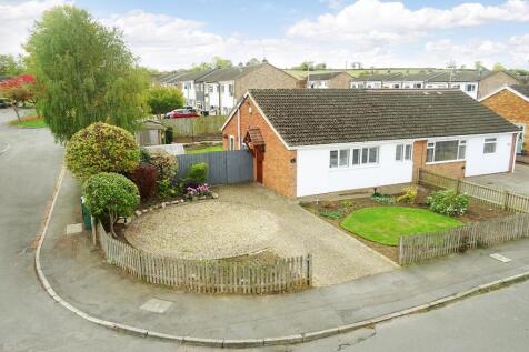 Rainsborough Gardens, Market Harborough 2 bed semi